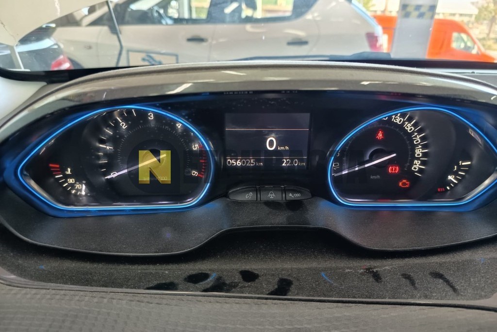 Peugeot 2008 1.6 BlueHDi 2015