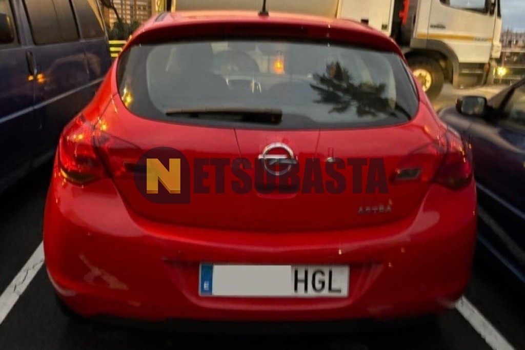 Opel Astra 1.3 ecoFlex 2011