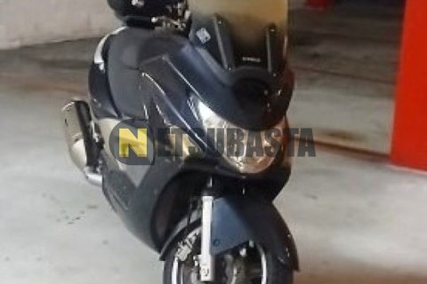 Zitmuv Black Razer 125E 2022