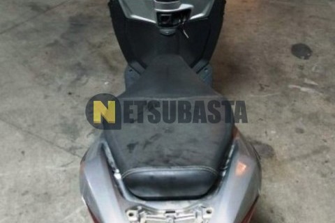 Zitmuv Black Razer 125E 2022