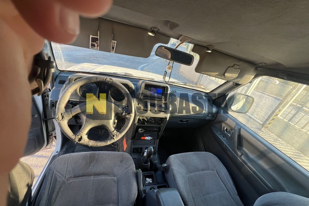 Mitsubishi Montero Largo 2.5 Tdi GLX 2000