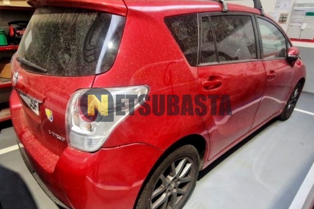 Toyota Verso 115D 2016