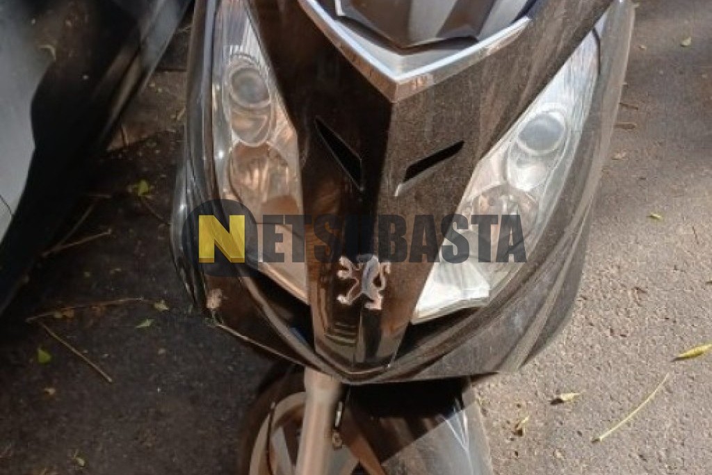 Peugeot Satelis 125 2010