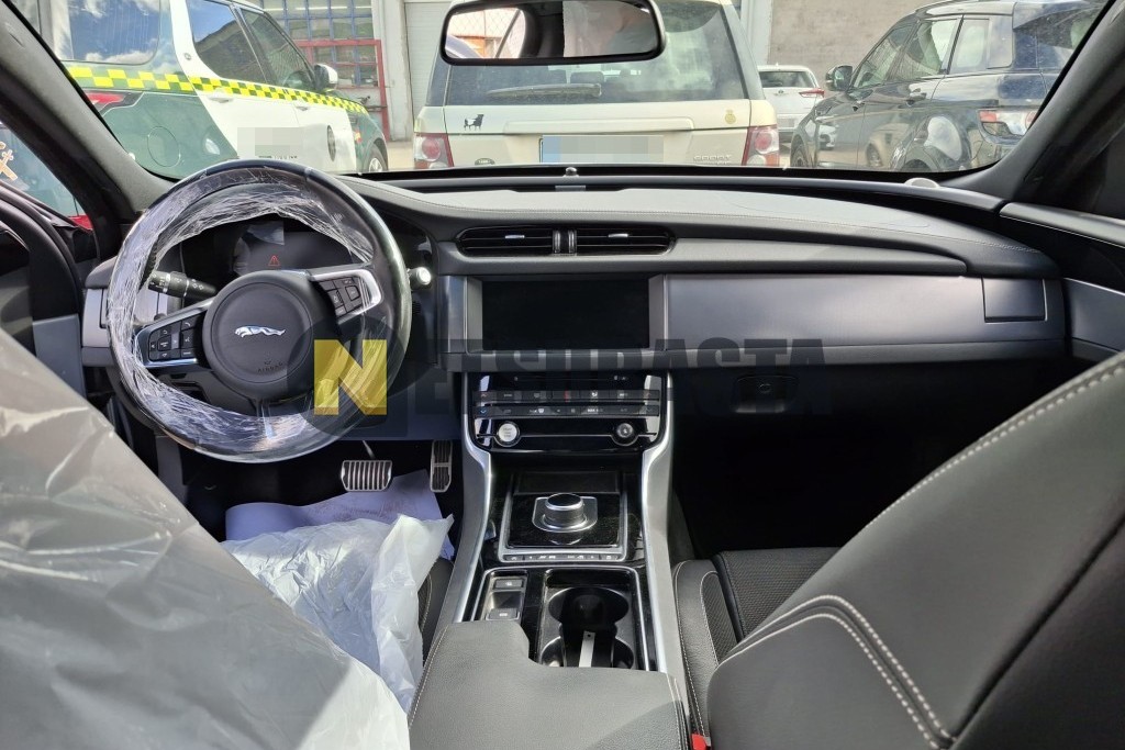 Jaguar XF 2.0 Diesel Auto 2018