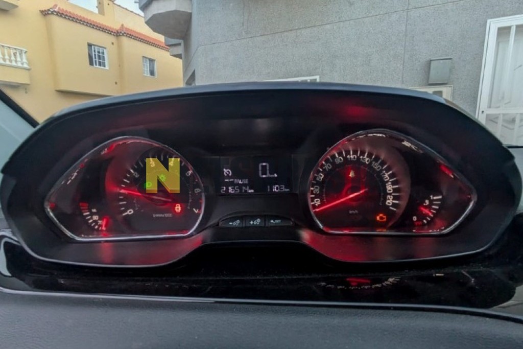 Peugeot 208 1.2 PureTech 2015