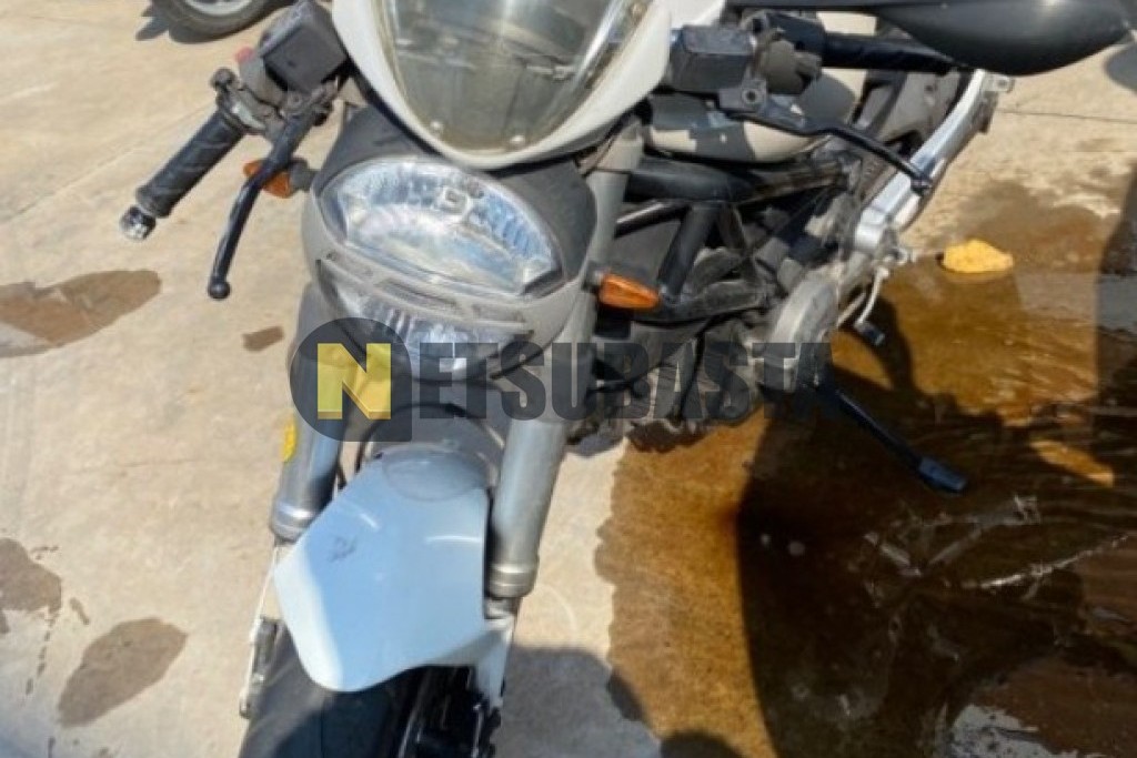 Ducati MONSTER 696 2008