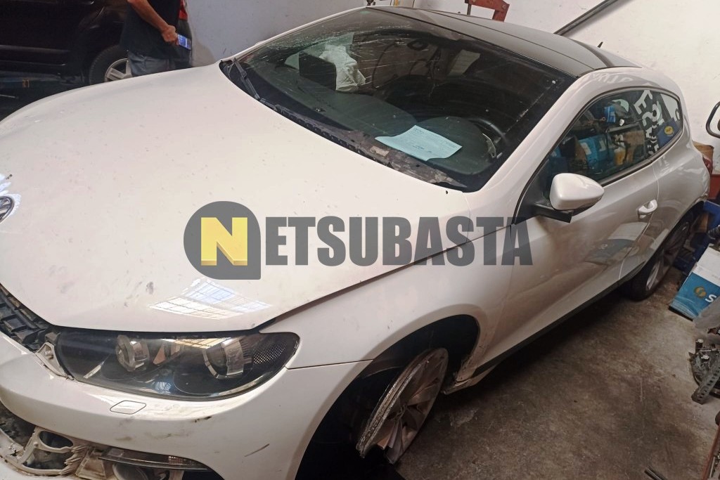 Volkswagen Scirocco 2.0 TDI DSG 6 vel. 2010