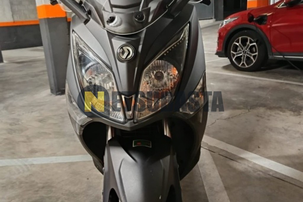 SYM Joymax 300i 2013