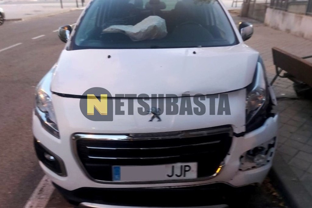 Peugeot 3008 1.2 PureTech 2015