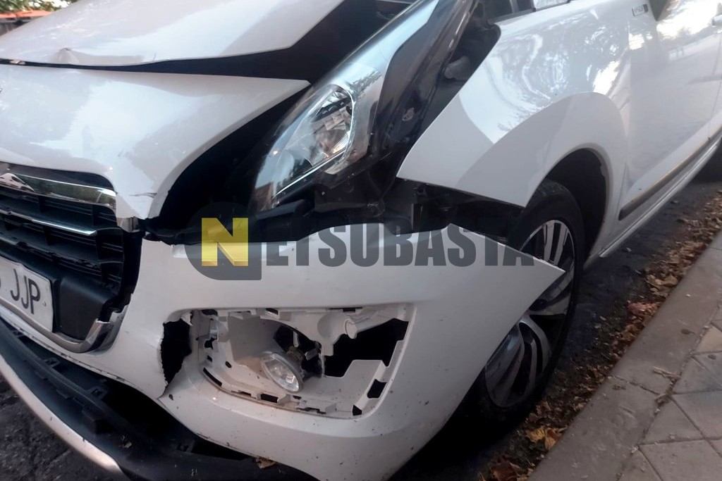 Peugeot 3008 1.2 PureTech 2015