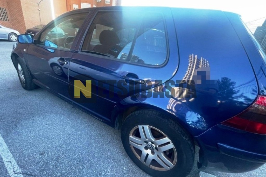Volkswagen Golf 1.6 2001