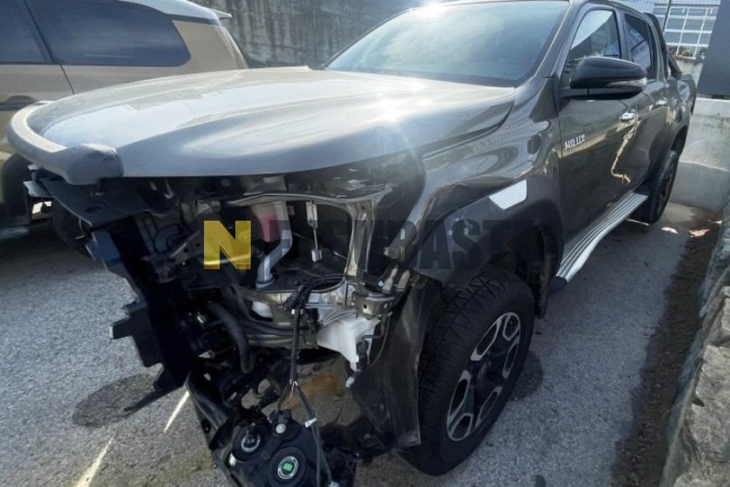 Toyota Hilux Doble Cabina 2.8 204D 4x4 Automático 2023