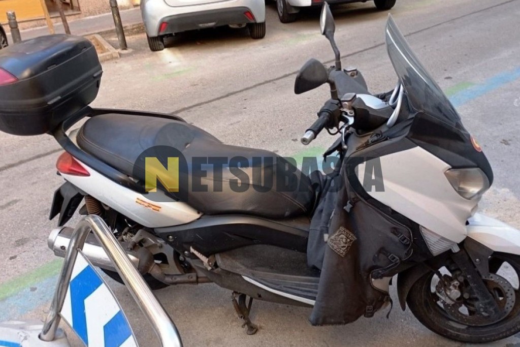 Yamaha XMAX 125 2011