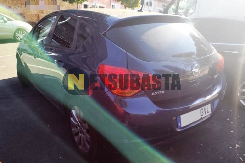 Opel Astra 1.7 CDTi 2010