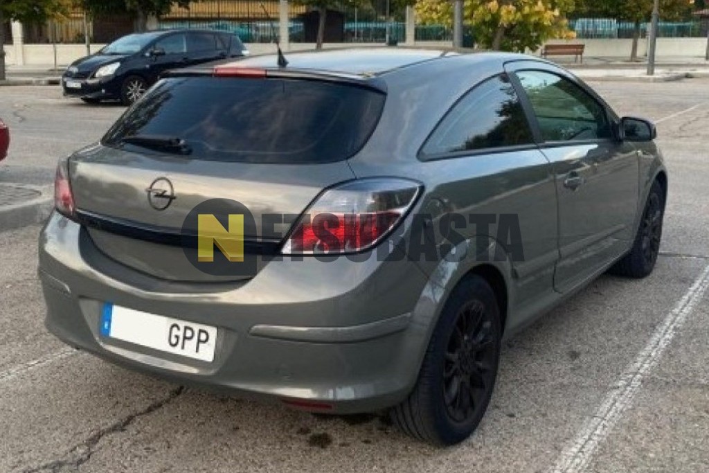 Opel Astra GTC 1.6 2009