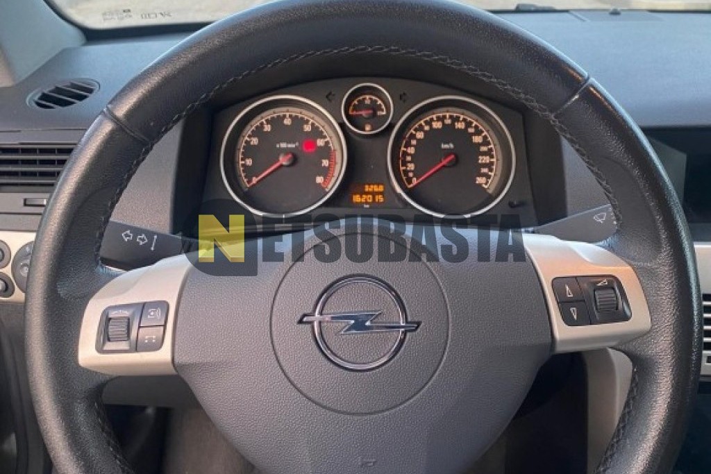 Opel Astra GTC 1.6 2009