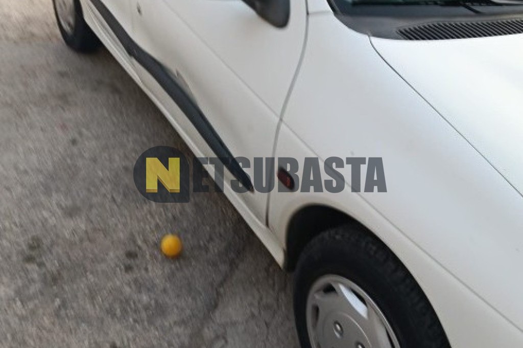 Renault Megane 1.9 D 1998