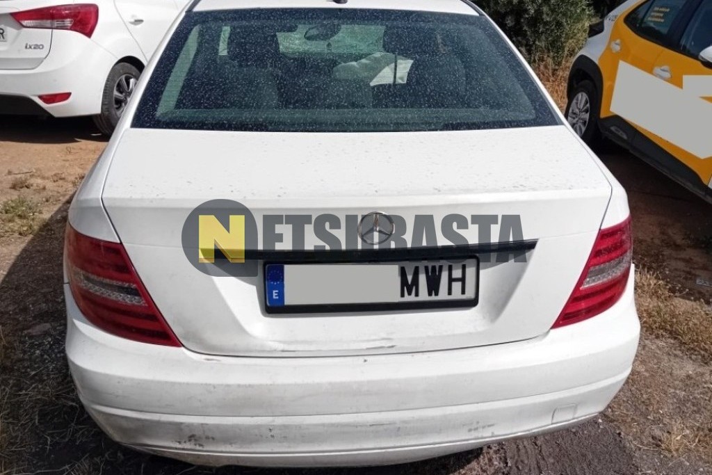 Mercedes-Benz C 180 CDI BlueEFFICIENCY 2013