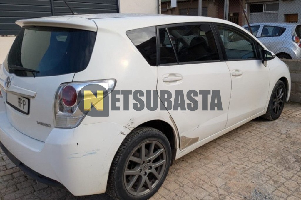 Toyota Verso 120D 7 plazas 2013
