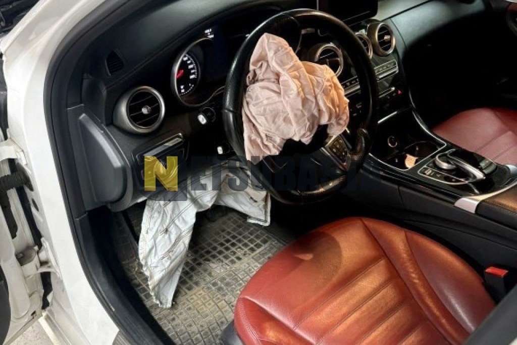 Mercedes-Benz C 220 d Estate 7G-TRONIC PLUS 2015