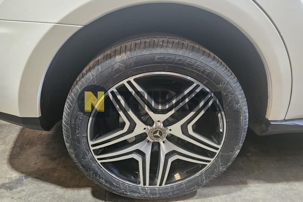 Mercedes-Benz ML 300 CDI BlueEFFICIENCY 2010