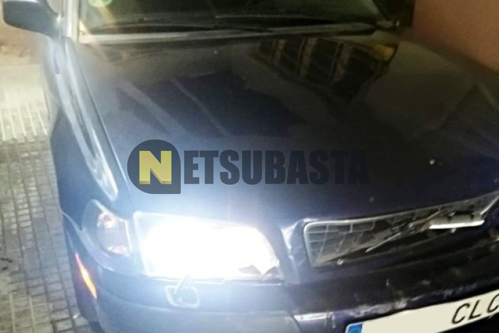 Volvo V40 1.8 2003