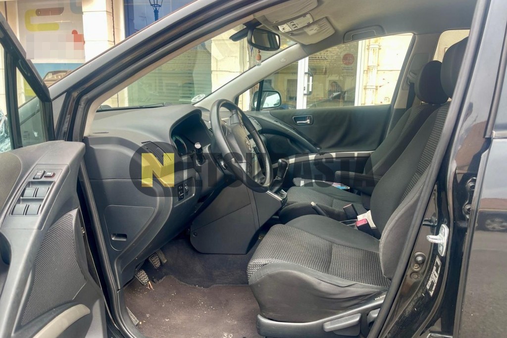 Toyota Corolla Verso 2.2 D4D 2006