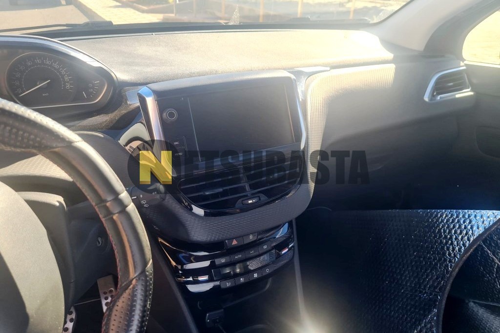 Peugeot 208 1.2 PureTech 2019