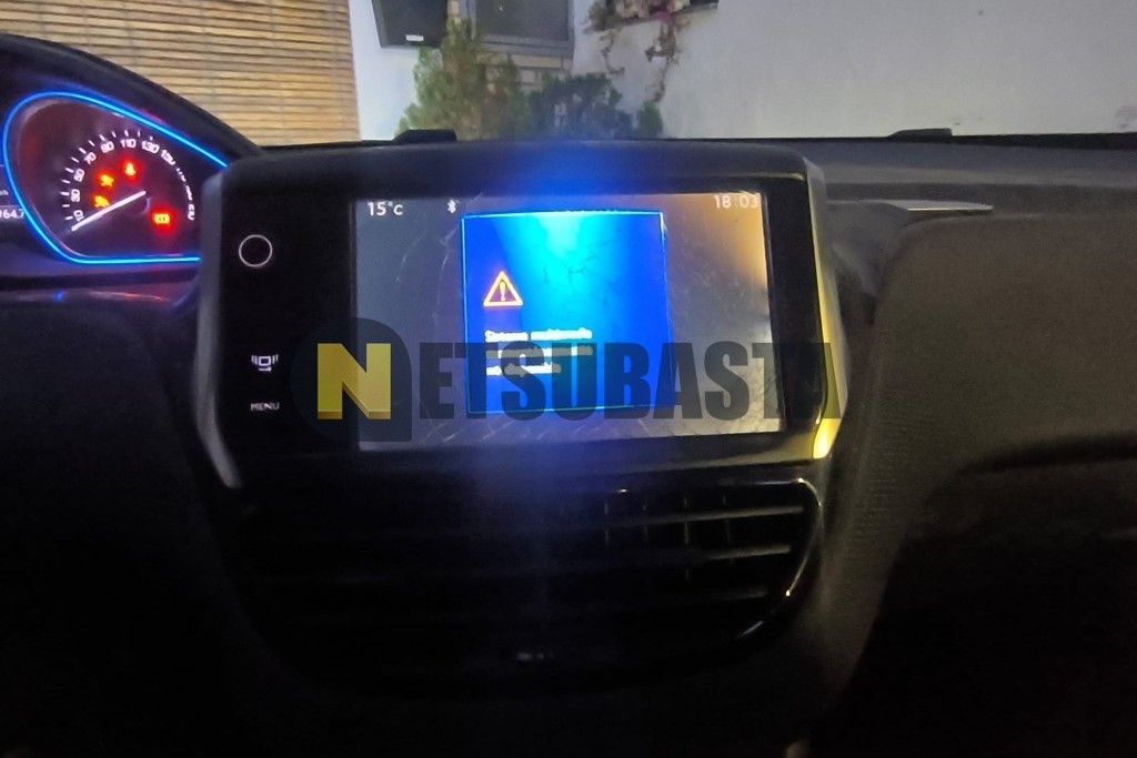 Peugeot 2008 1.6 e-HDi 2013