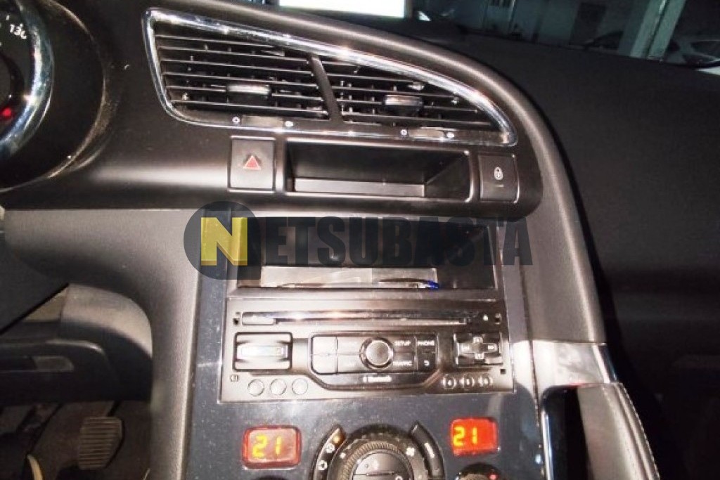 Peugeot 3008 1.6 HDi 2014