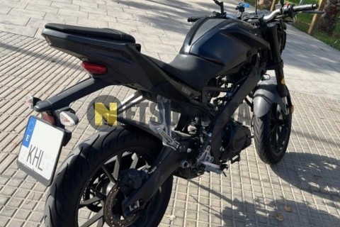 Suzuki GSX250R 2018