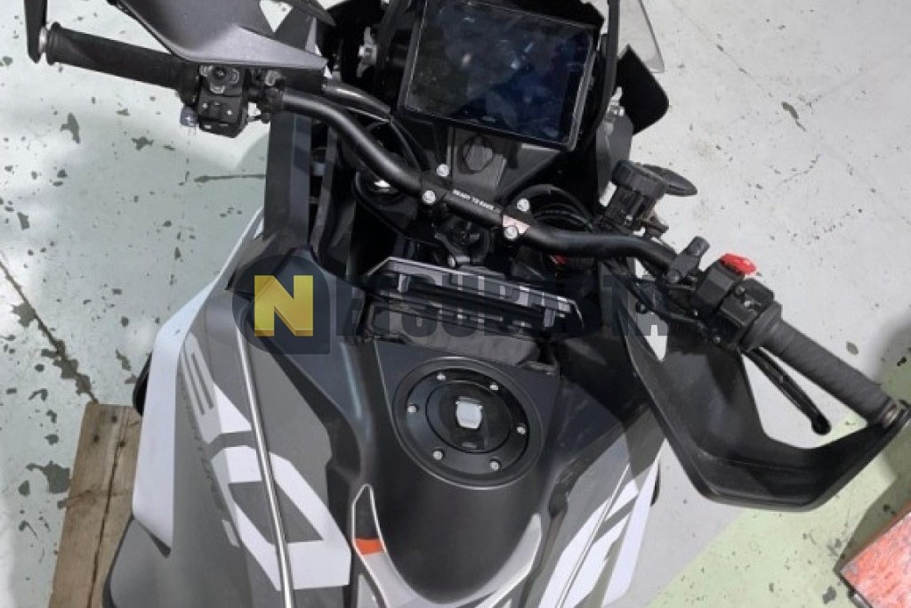 KTM 1290 Super Adventure S 2025