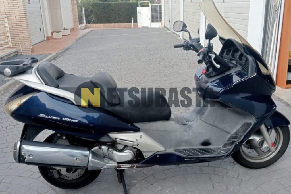 Honda SILVER WING 600 2003