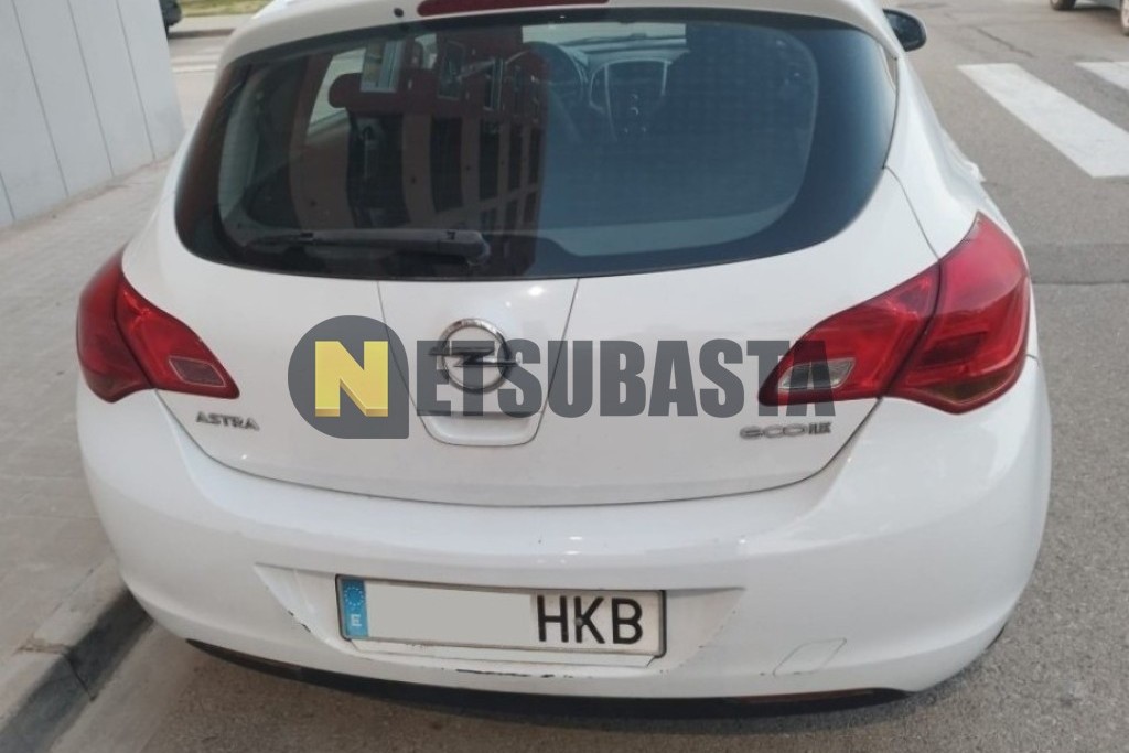 Opel Astra 1.3 ecoFlex 2012