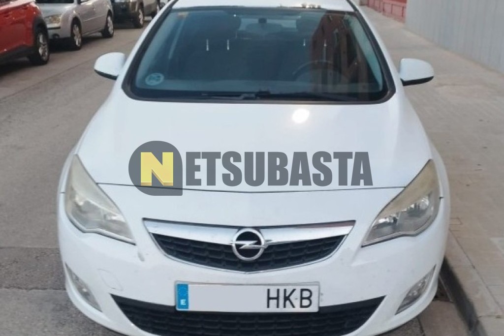 Opel Astra 1.3 ecoFlex 2012