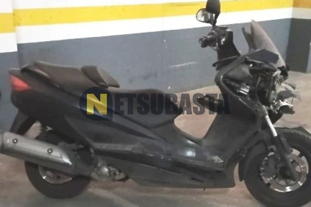 Suzuki Burgman 200 2013