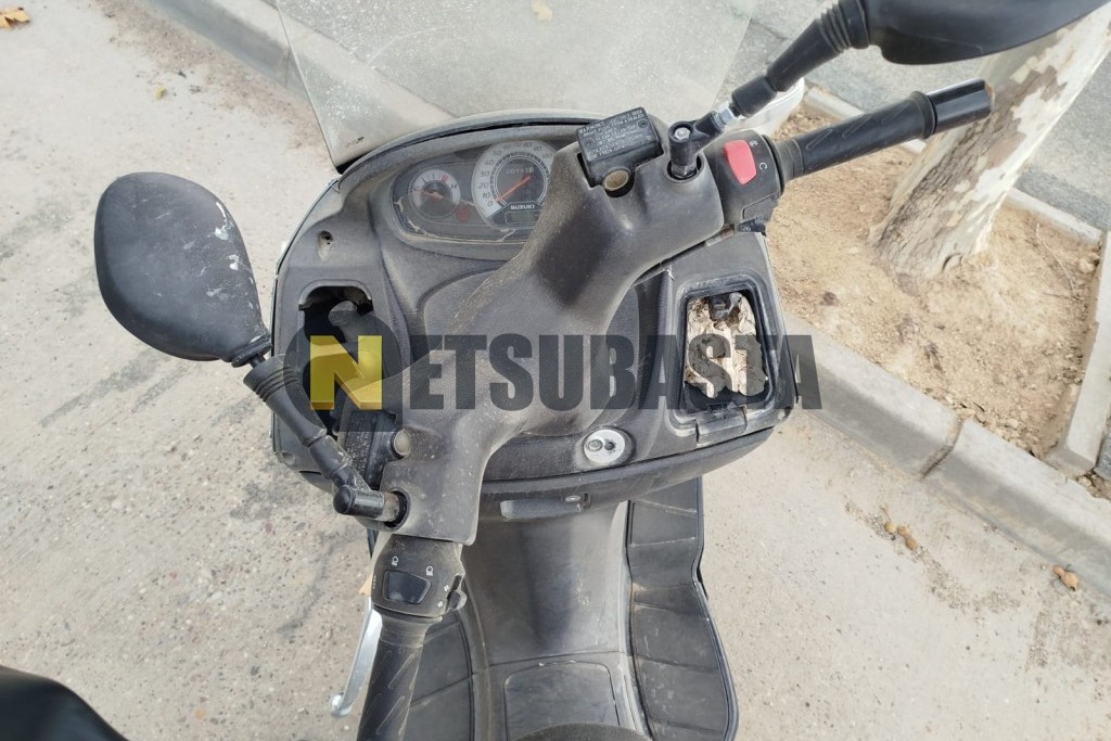 Suzuki BURGMAN 125 2013