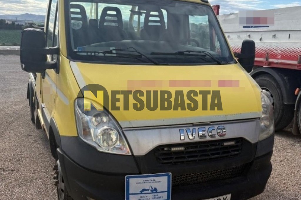 Iveco Daily 50C15 Grúa 2013