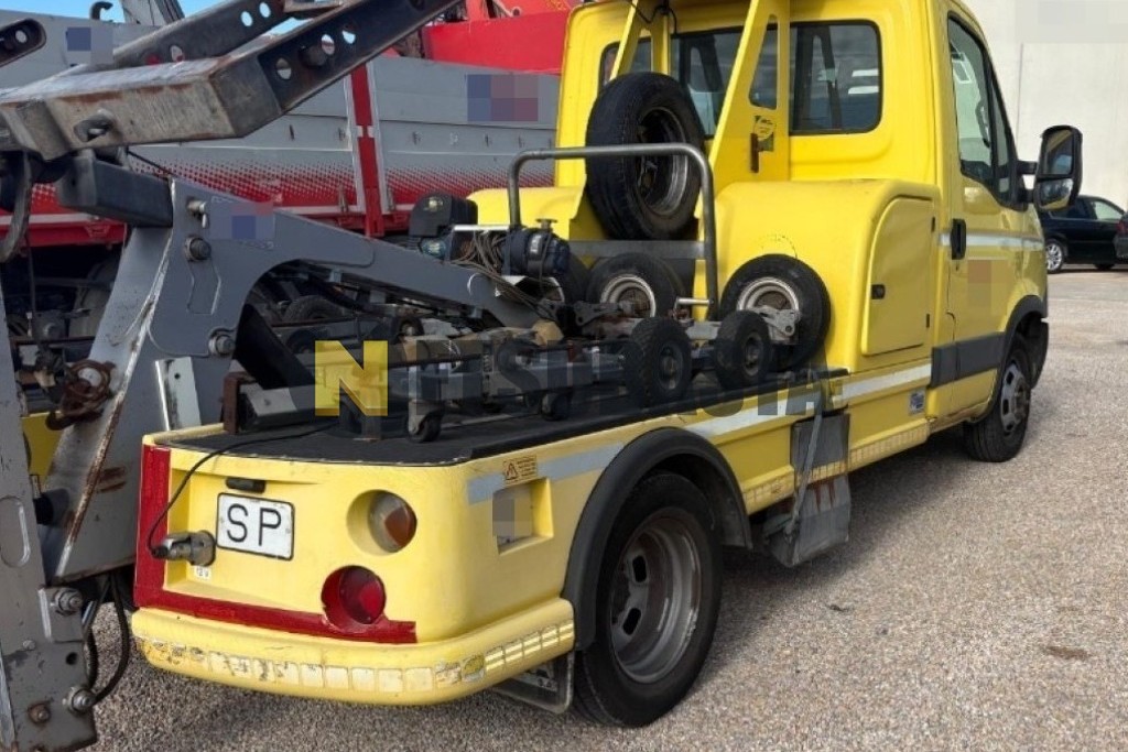 Iveco Daily 50C15 Grúa 2013