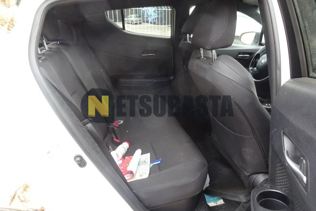 Toyota C-HR 180H 2023