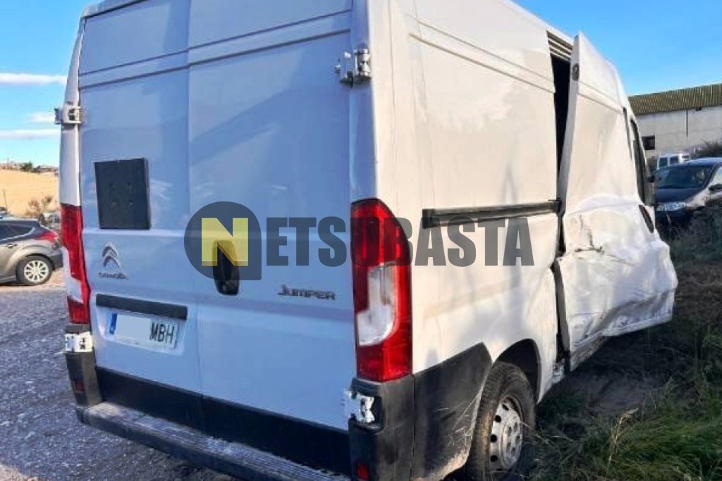 Citroën Jumper 2.2 BlueHDi Furgón 33 L2H2 2022