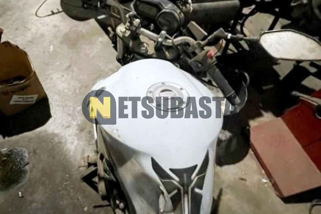 Yamaha XJ6 Diversion 2011