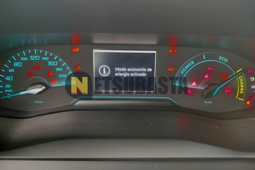 Peugeot 208 1.2 Hybrid e-DCS6 2025