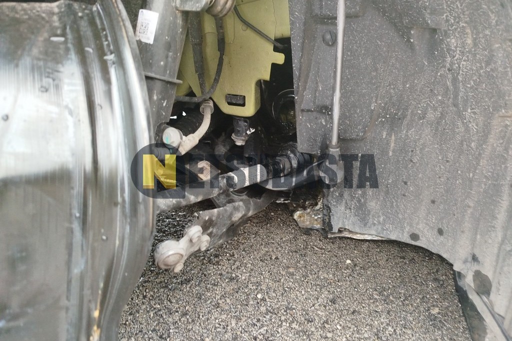 Peugeot 208 1.2 Hybrid e-DCS6 2025