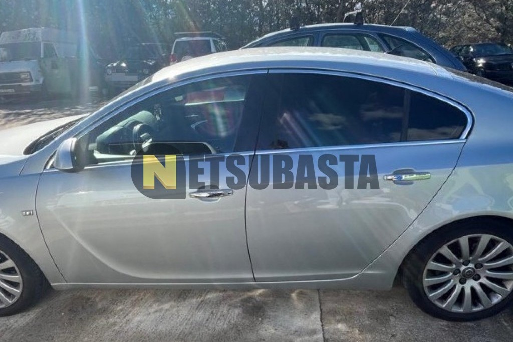 Opel Insignia 2.0 CDTI ecoFLEX 2011