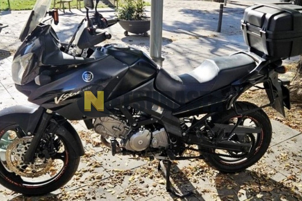 Suzuki DL 650 V-STROM 2006