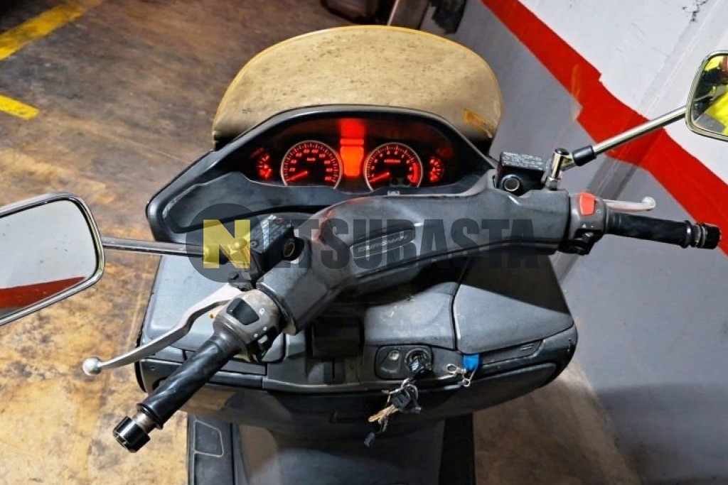 Suzuki Burgman 400 2007