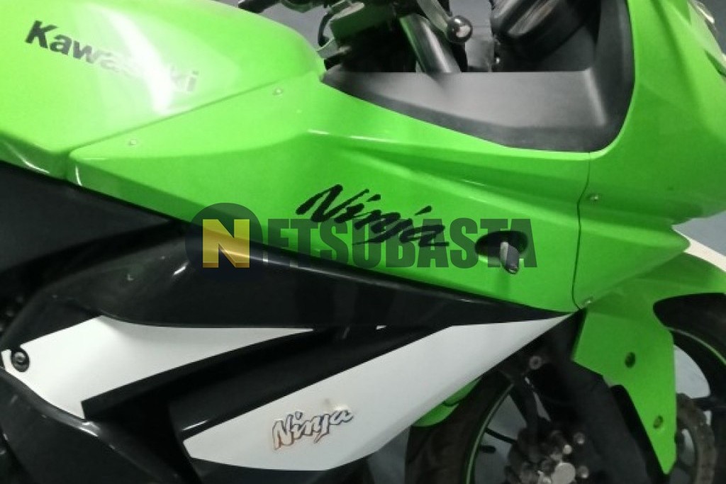 Kawasaki NINJA 250 R 2009