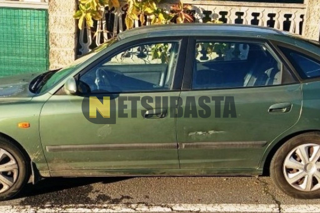 Hyundai Elantra 1.6 GLS 2001