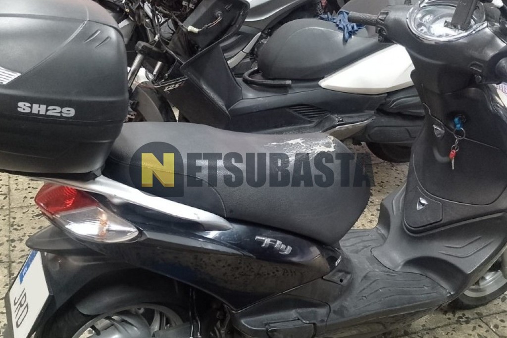 Piaggio Fly 125 i.e 3V 2016
